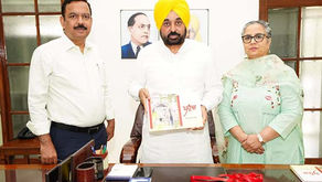 CM unveils book ‘Pahunch’ showcasing pro-people initiatives of the state government