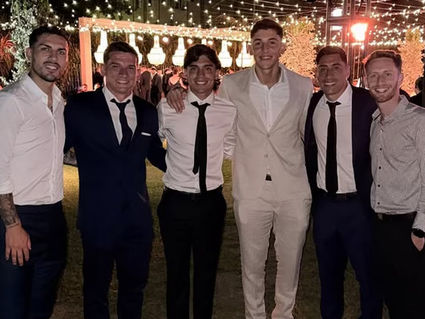 Los jugadores de Boca estuvieron presentes en el casamiento de Kevin Zenón y Sol Amsler