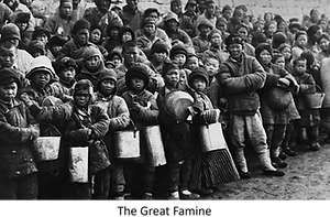 a large crowd of begging children during China's Great Famine