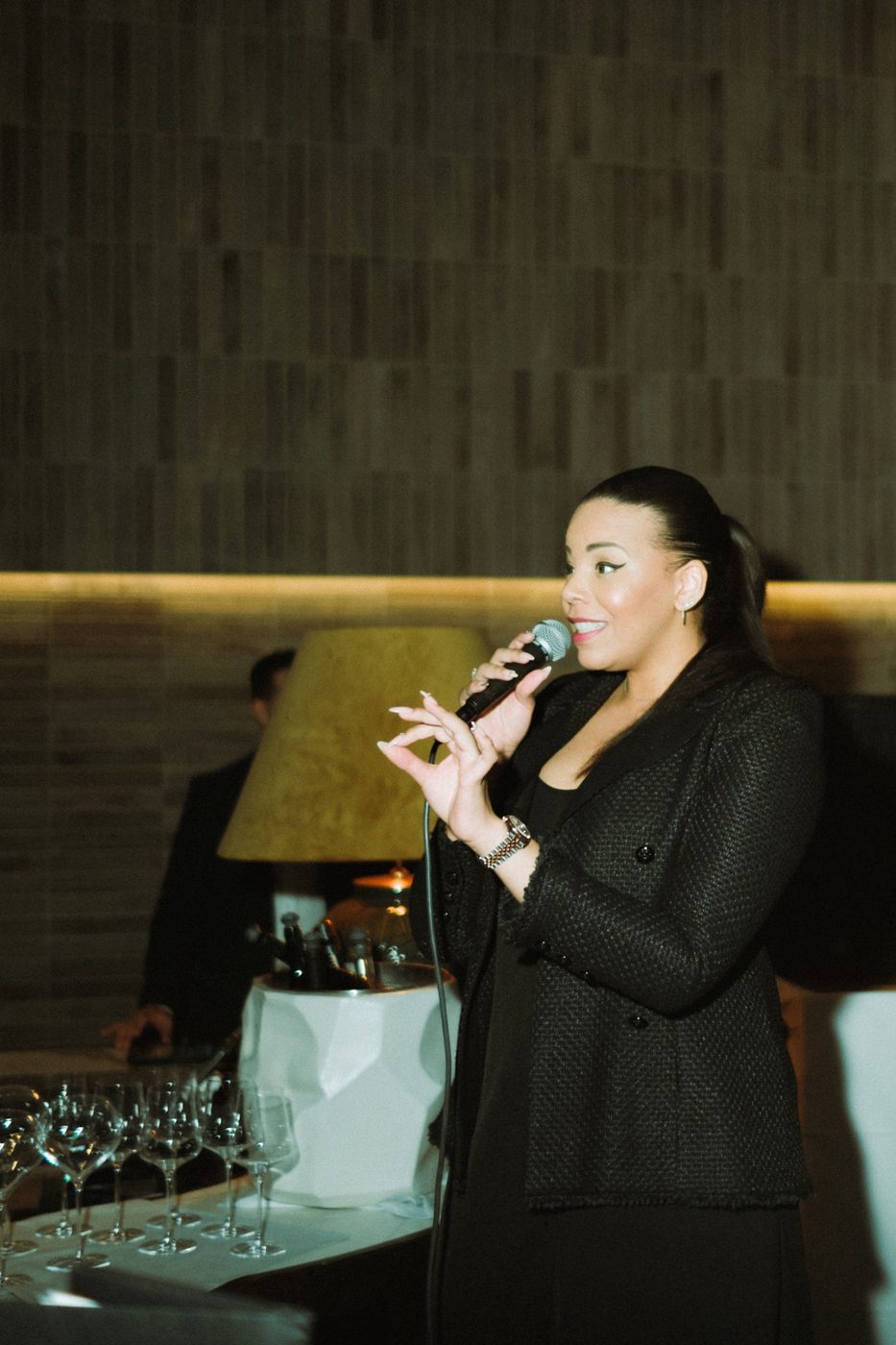 Sarah Abrigada performing at HE.ART.BEAT in Zug