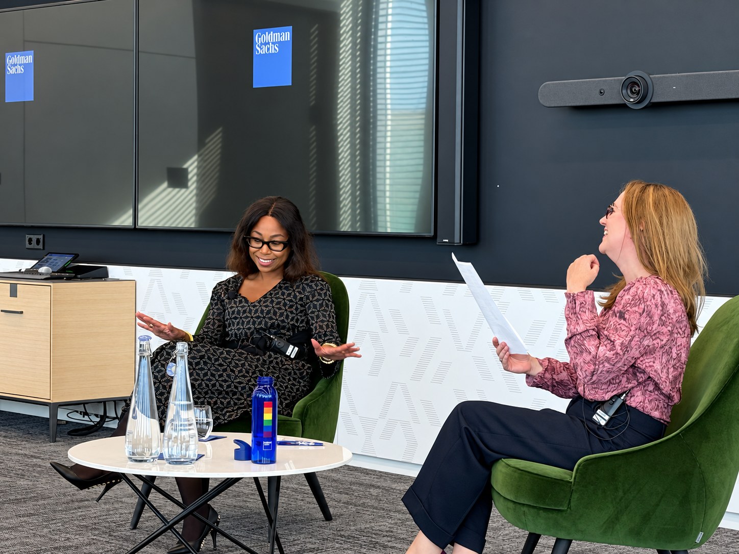 Tallulah Patricia Bär in a fireside chat with host Caroline Haslop at Goldman Sachs in Frankfurt