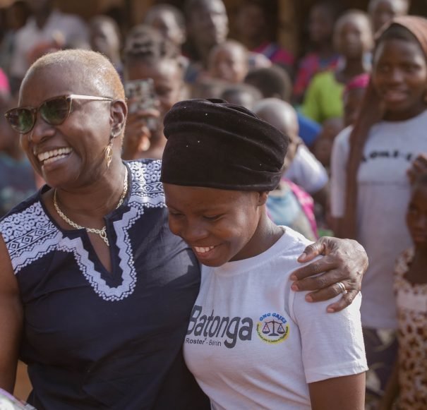 Angélique Kidjo with a Batonga participant