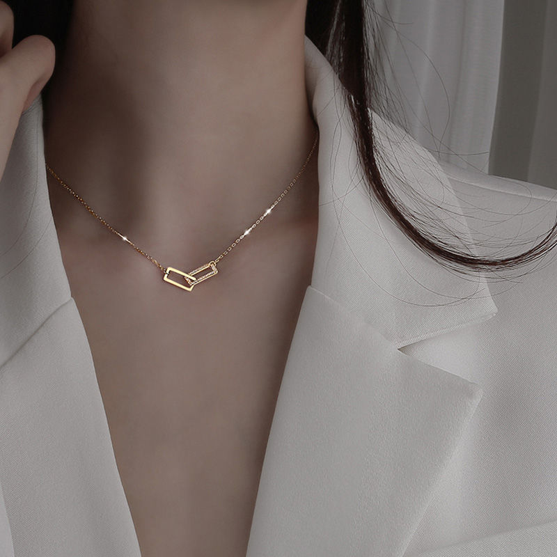 Thumbnail: Interlocked Geometric Pendant