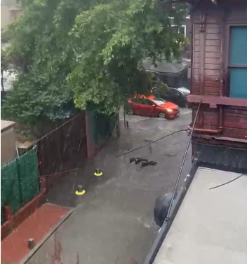 YAĞMURUN ARNAVUTKÖY'E ETKİSİ