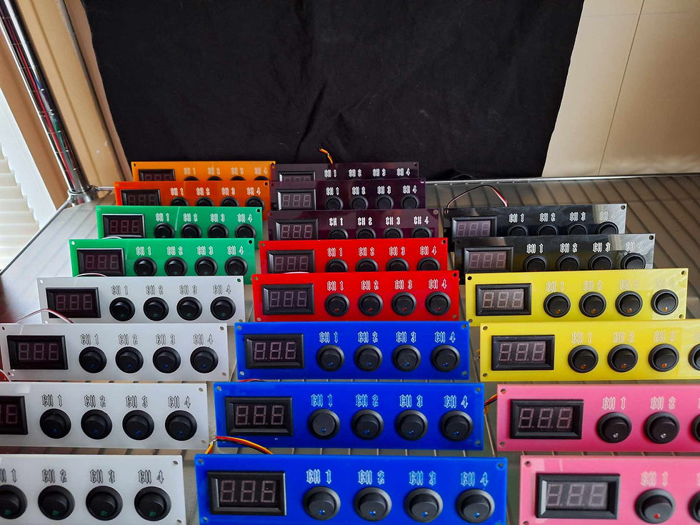 Switch panel (4 switches & voltmeter)