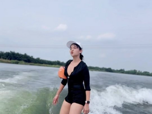 Wakeboarding With Pretty Girls In Malaysia | Presented By Vivalavida Party Kuala Lumpur