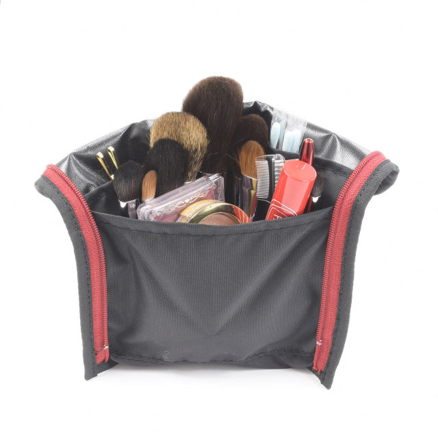 Thumbnail: Standing Brush Pouch