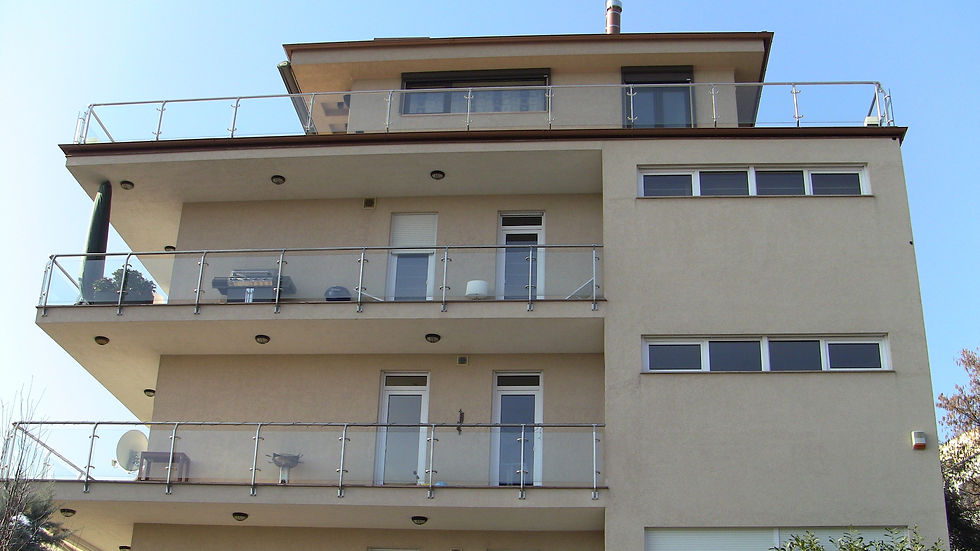 tribuna_alvinci_001.jpg