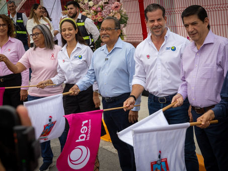 Suena en Casa Rosa las campanas de la vida; arranca campaña contra el cáncer de mama