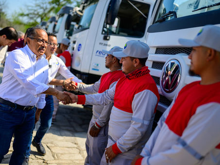 Refuerza Mijes recolección de basura en Escobedo con 24 nuevas unidades