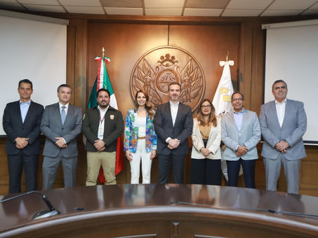 Presenta Adrian de la Garza el Centro Integral de Atención al Migrante