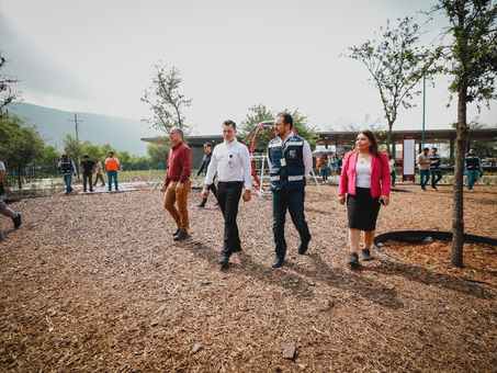 Inaugura Monterrey primera etapa del Parque Lago
