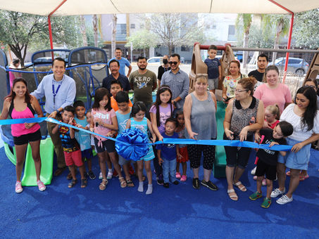 Entregan espacios rehabilitados para familias de Col. Albaterra