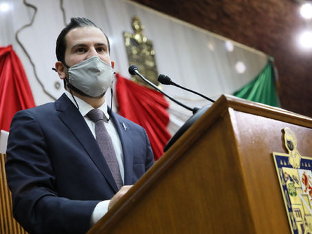 Pide Raúl Lozano “no recortar” a García del proyecto de Tren Suburbano