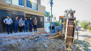 Supervisa Adrian de la Garza obras en la colonia Genaro Vázquez