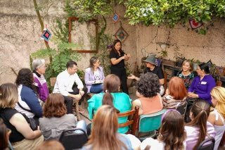 Crean lazos Colosio y Herrera con colectivos feministas para fortalecer propuestas por las mujeres