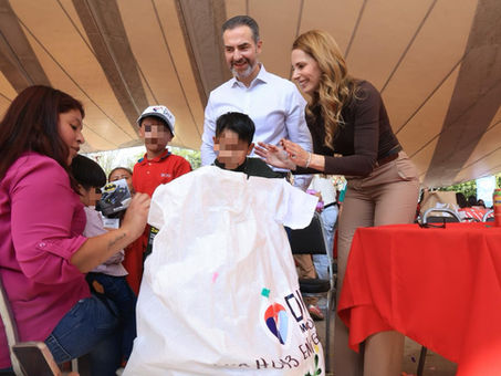 Lleva Monterrey "Costales de Amor a familias en situación vulnerable