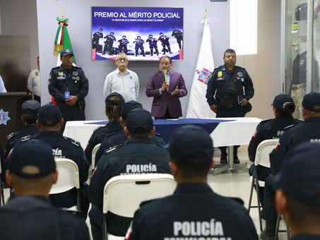 Conmemora Escobedo 8M con mujeres policías