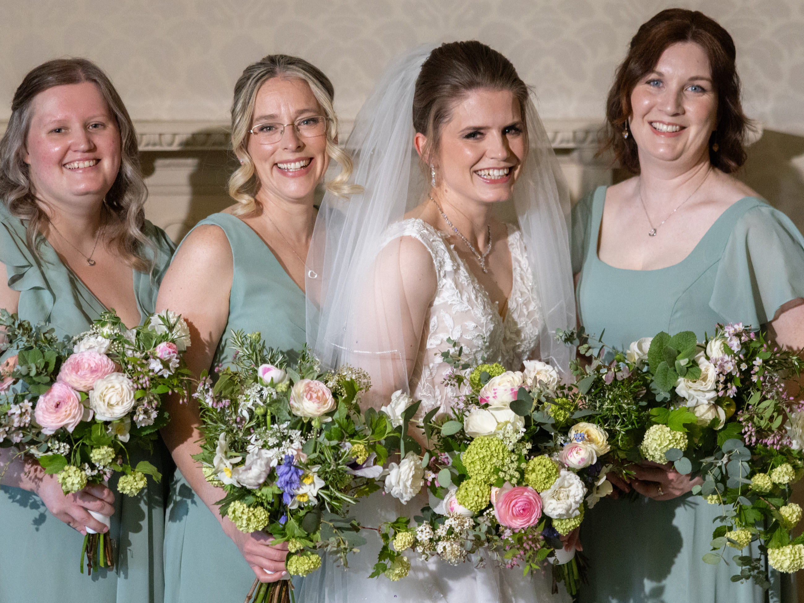 Bridesmaids and bride bouquets sage green and pink wedding 23.04.26