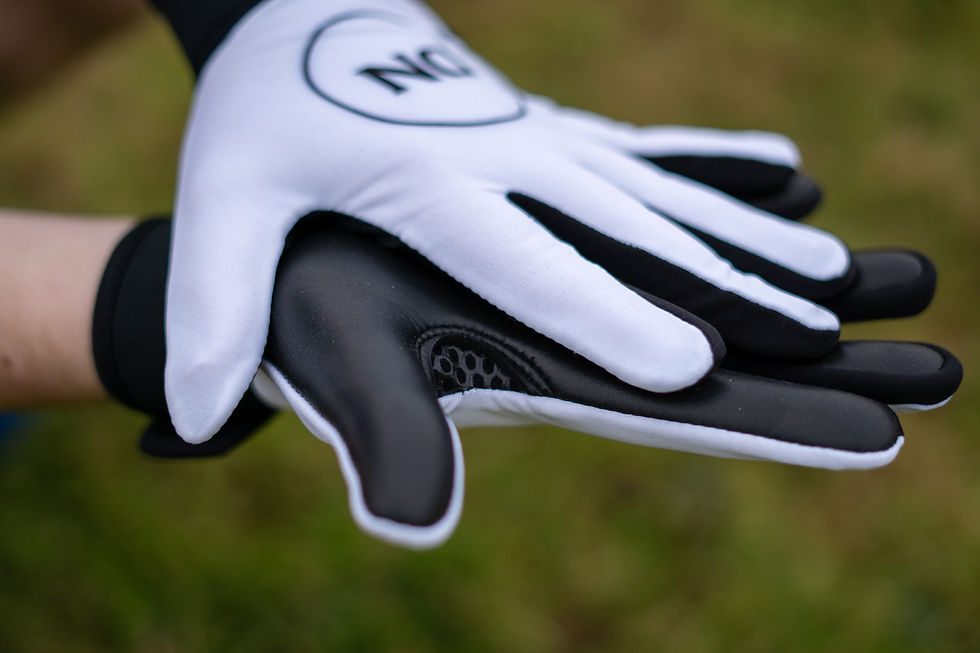 Thumbnail: Whiteout Gloves 