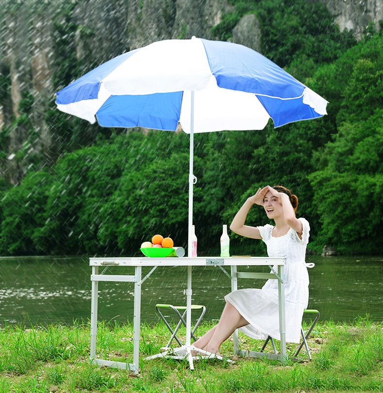 Thumbnail: Bàn gấp di động dã ngoại tiện dụng