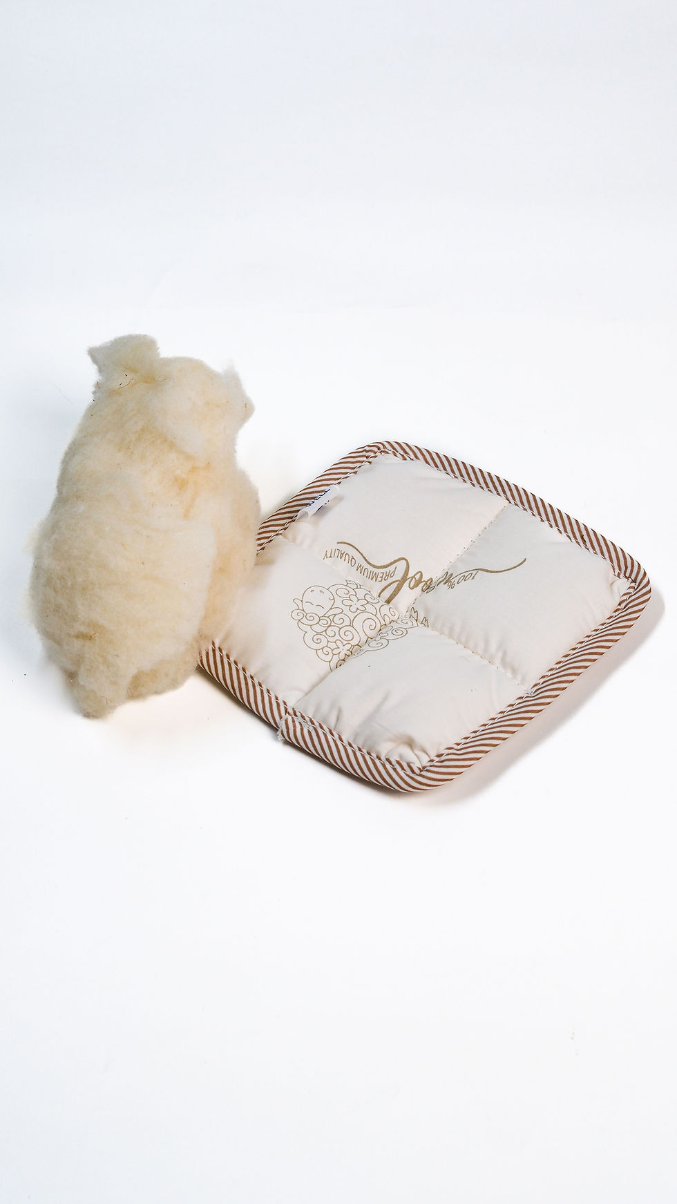 Küçük resim: 15x15 cm Göğüs Pedi + 50 gr Akgünlük Sakızı