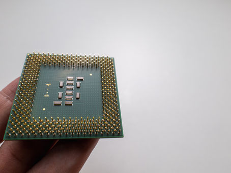 Comparing The Computing Technologies of Intel and AMD Processors