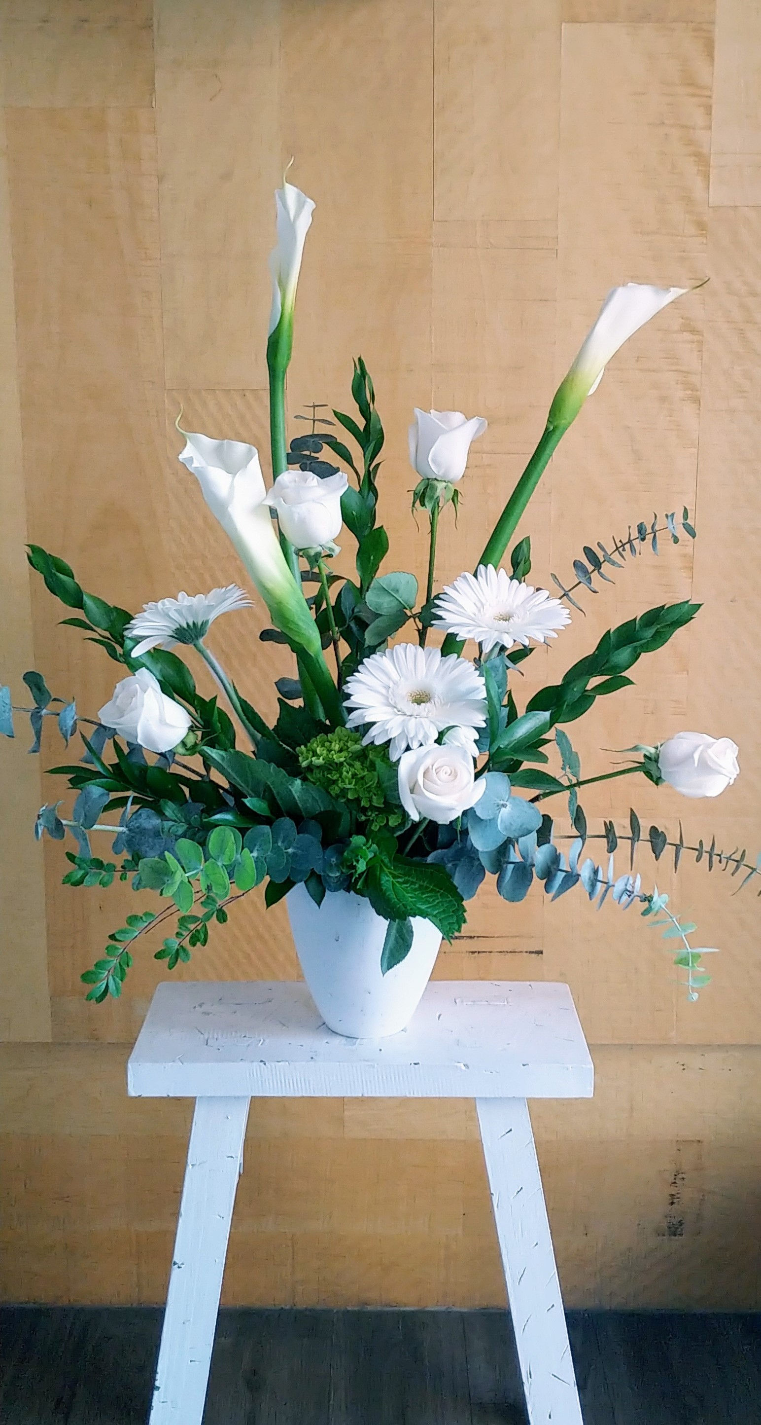 Tout blanc avec eucalyptus