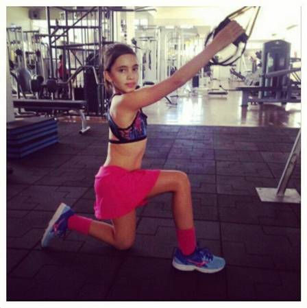 A mãe de Anna Clara disse que a iniciativa de ser "musa fitness" partiu da própria filha Foto: Reprodução / Instagram