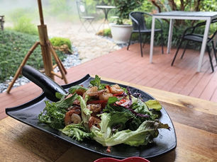 Meet U Cafe & Restaurant