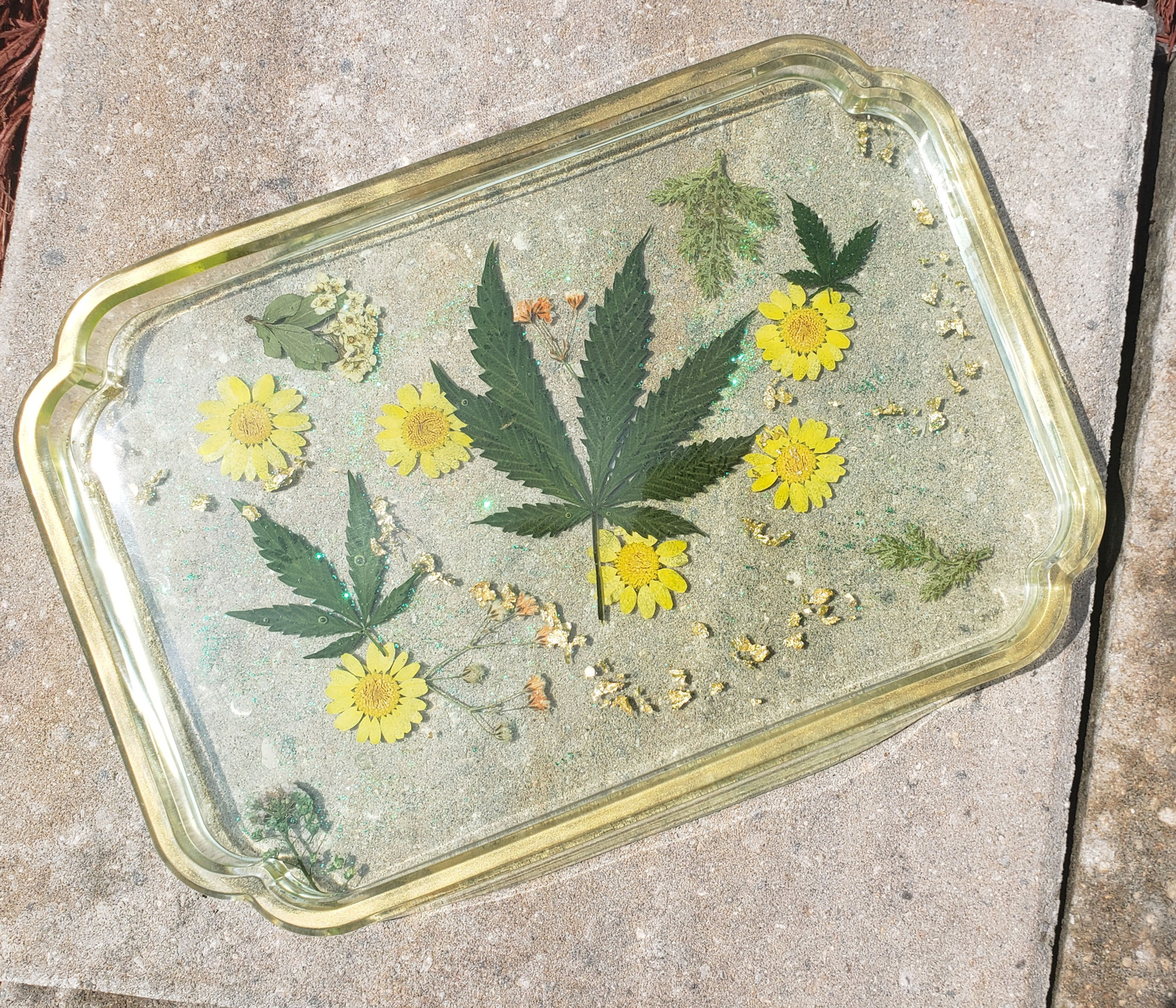 Leaf tray 
