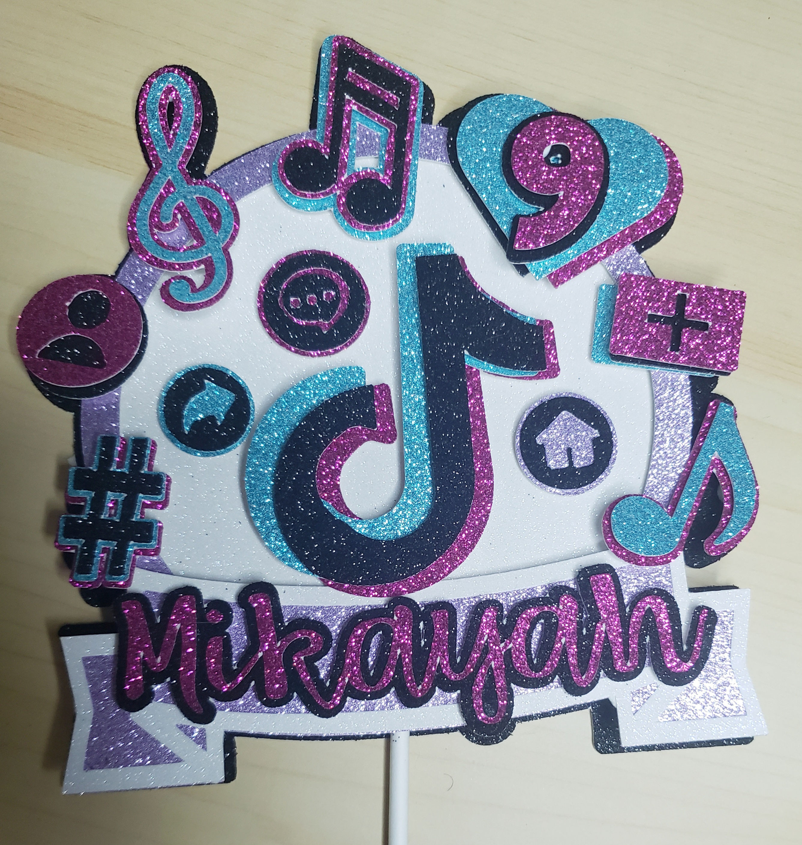 Tik tok cake topper