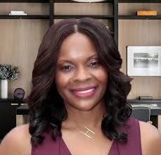 Dr. Rotesha Harris is the 32nd president of Knoxville College. She has nearly 20 years of experience in higher education. She plans to assist the college in extending its tradition of academic quality and regaining full accreditation. She also plans to maintain its tradition of giving students the chance to succeed academically and beyond while reaffirming its dedication to providing top-notch instruction.