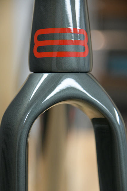 Carbon Reparatur, Carbon Reparatur Schweiz, Carbon rahmen Reparatur, Carbon schaden am Fahrrad, Carbon rahmen gebrochen, Velorahmen reparieren, Velo Reparatur Bern, Carbon rahmen Lackieren Schweiz, Velo lackieren, Velo lackieren Schweiz, Velo lackieren Bern, Fahrradrahmen Reparatur, Fahrradrahmen Lackierung, Bikerecovery