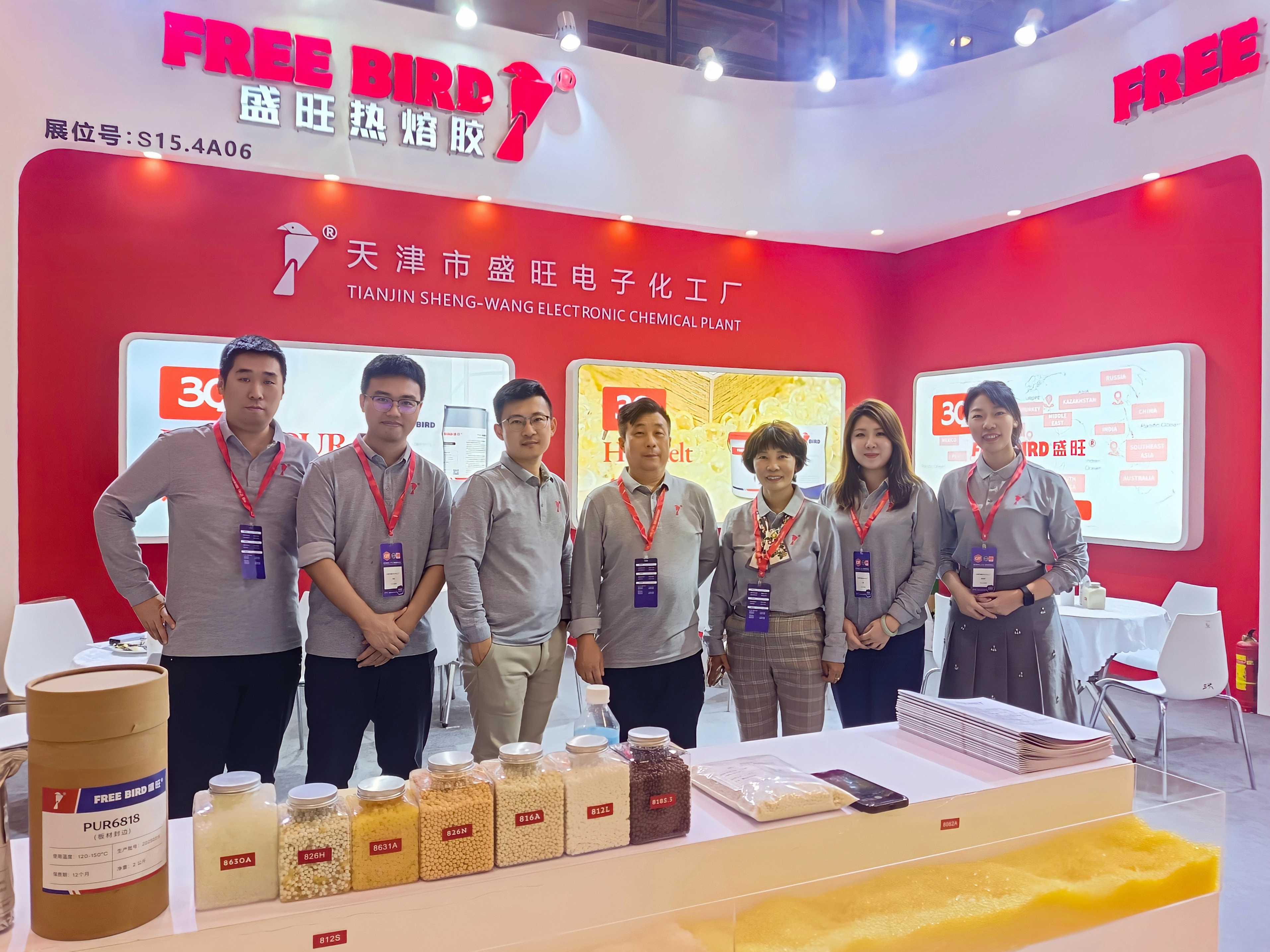 Free Bird Adhesives на мебельной выставке CIFF в Гуанчжоу