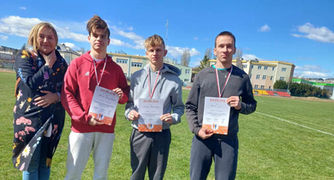 Sukcesy biegaczy na Mistrzostwach Powiatu w biegach przełajowych!