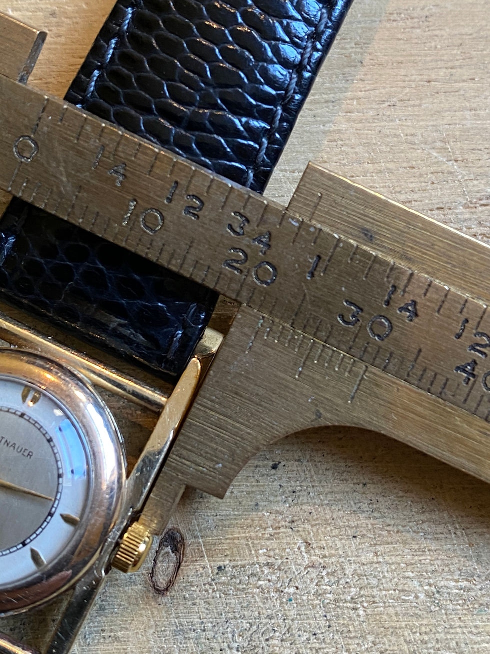 Thumbnail: 1950’s Longines Wittnauer Mainliner Mid Size Dress Watch