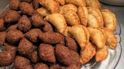 PASTELITOSYQUIPES.jpg