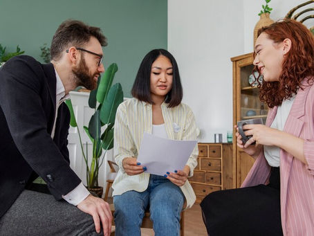 What Are the Guidelines for Relationship Building in Counseling?