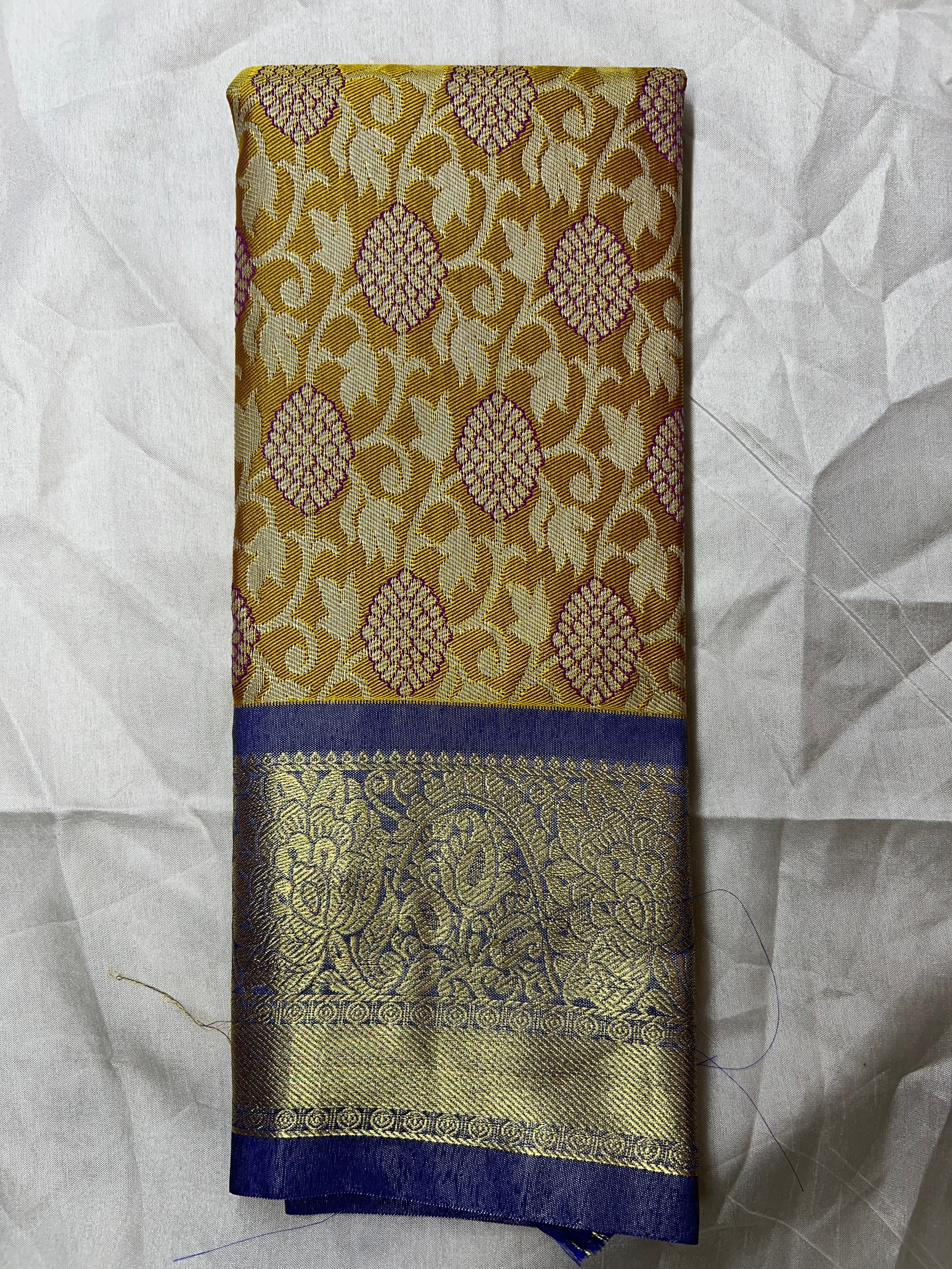 Kanchi Pattu Pavada