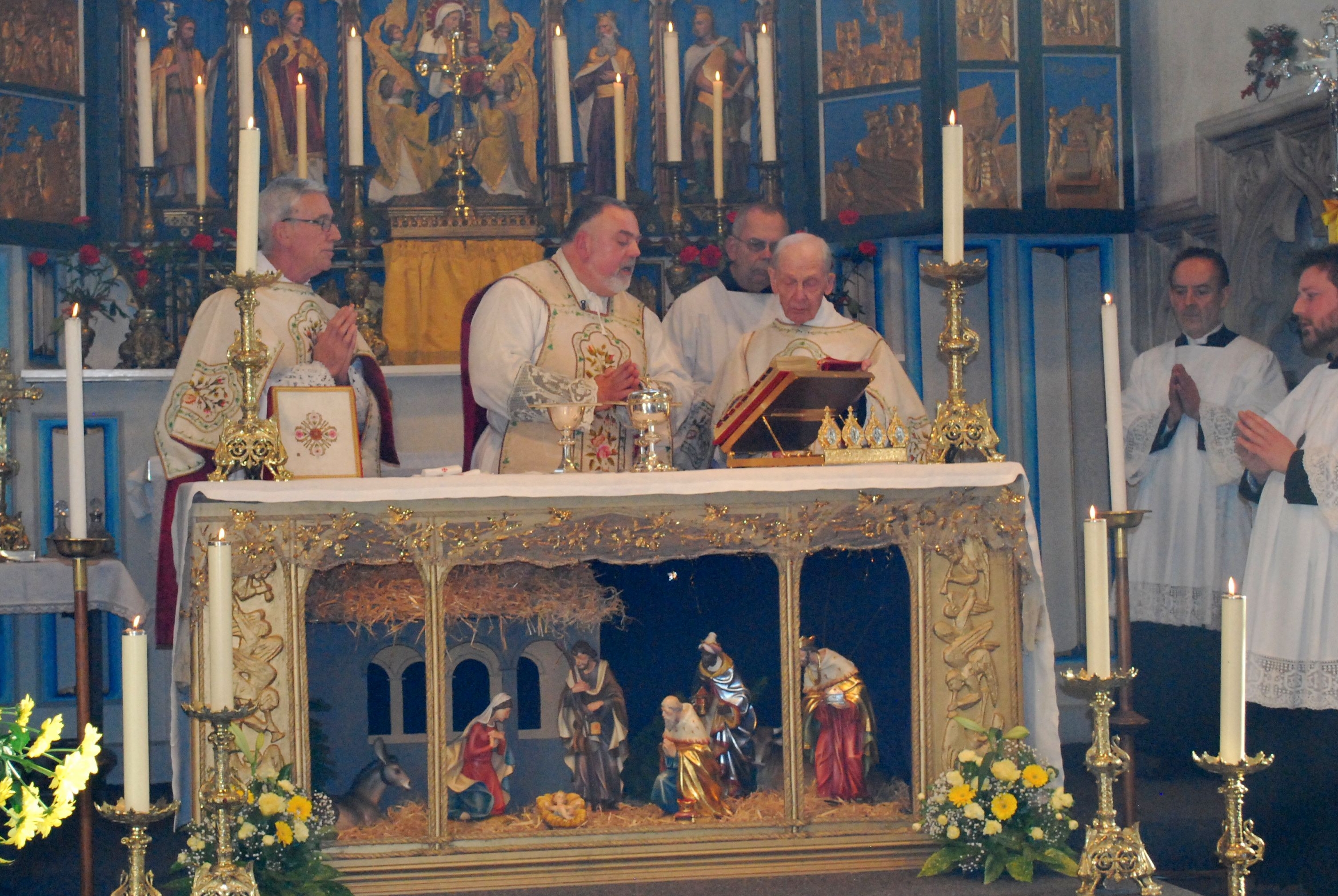 Fr Christopher first service 12.01.2013 048.JPG