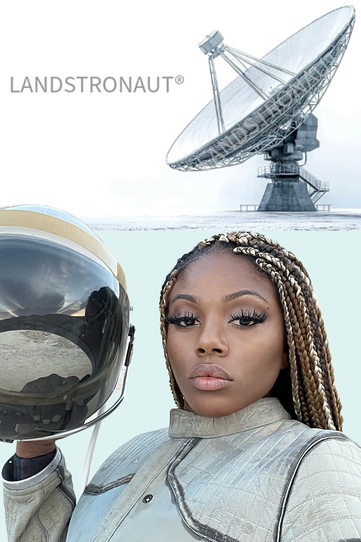 Lisa TheLandstronaut - Copy.jpeg