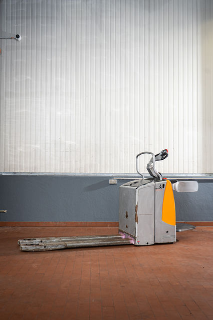 still gebrauchtgerät stapler neugerät triplex hubgerüst verkauf hochhubwagen deichselgerät vermietung gabelstapler elektro diesel treibgas dreirad vierrad transport service