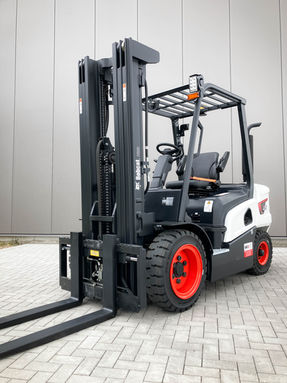 Neugerät BOBCAT MHE D25NXS Diesel Stapler Forklift Material Handling