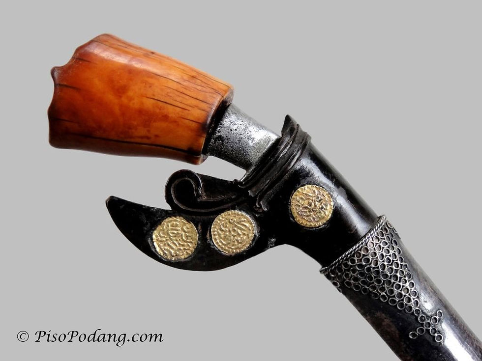 Tumbuklada Karo Dagger Ivory Hilt & Gold Dirham