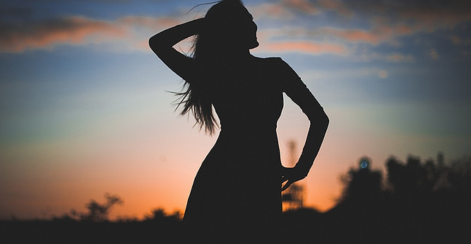 woman-5585332_1280.jpg