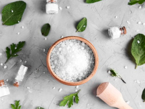 حقائق ومعلومات عن الملح و ما الكميات المسموح 