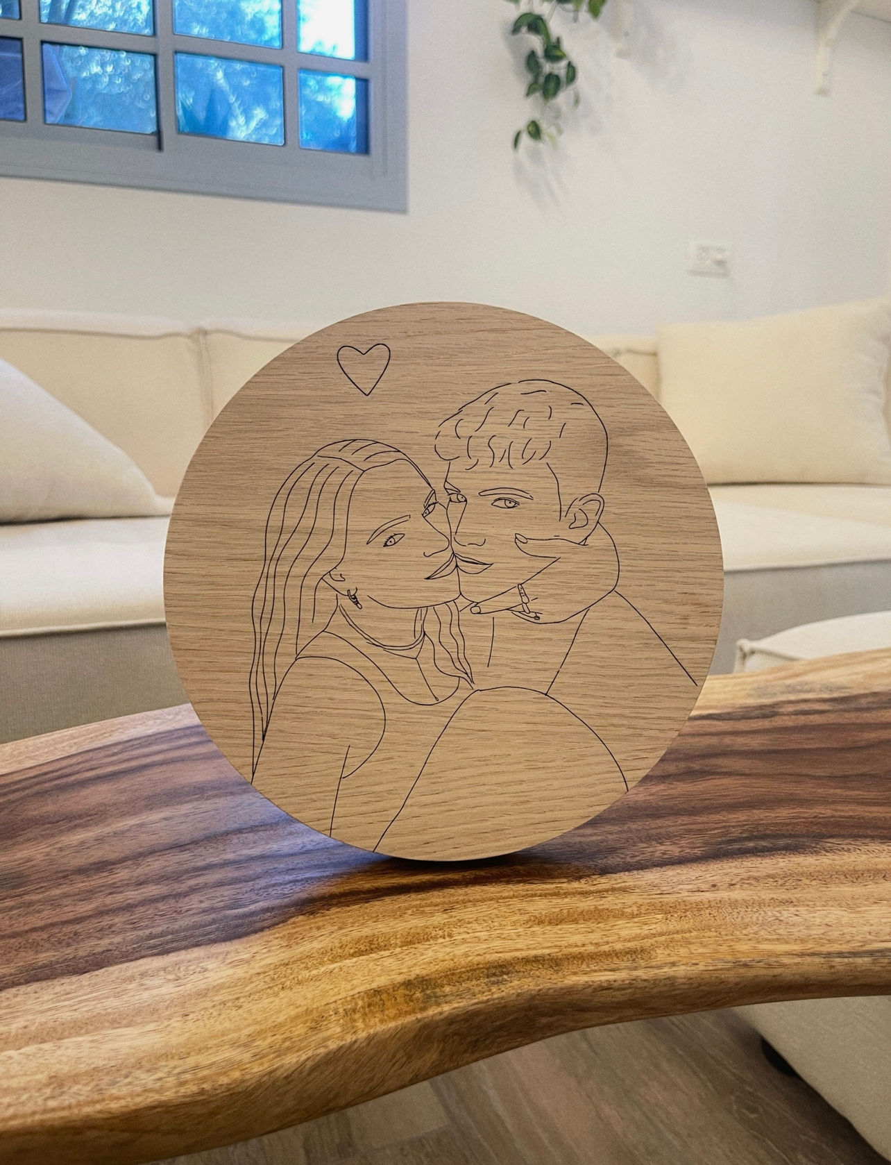 חריטה על עיגול עץ פרימיום