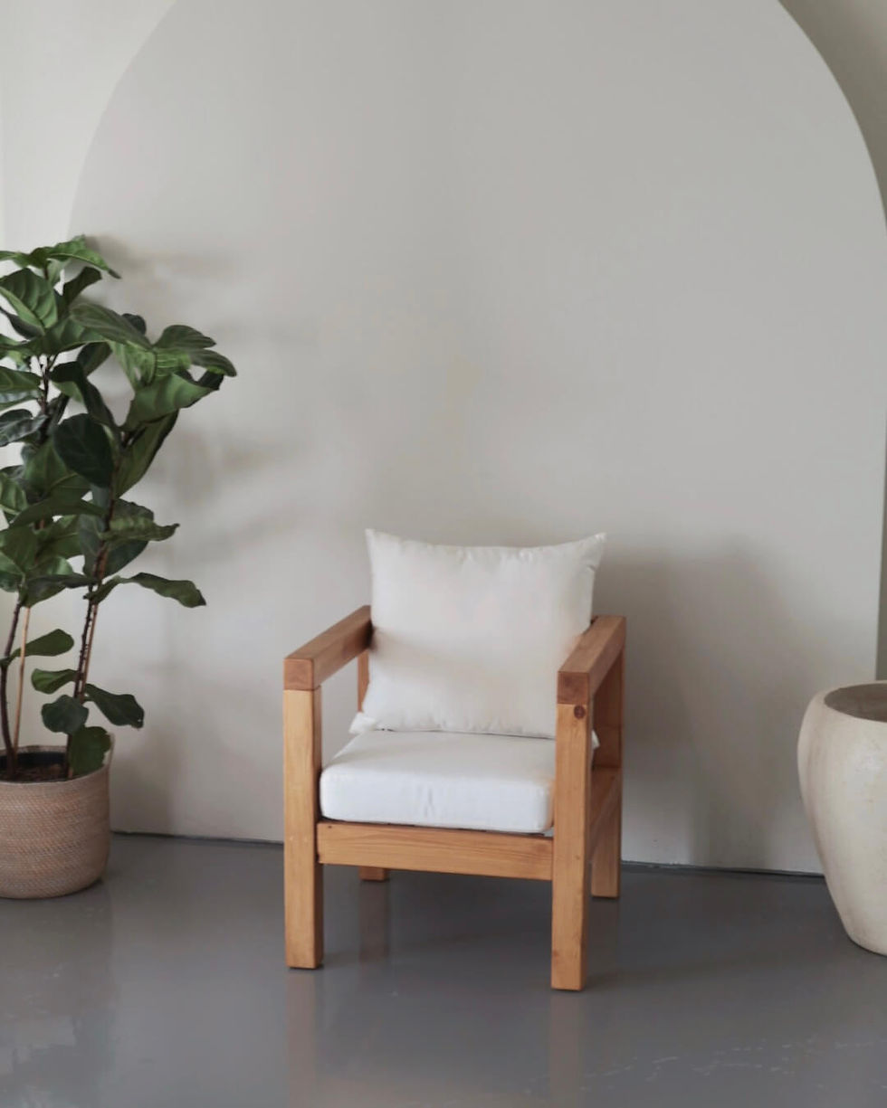 תמונה ממוזערת: כורסת פטיט