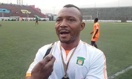 Sport : Après une série de defaites ,le FC Renaissance fait à nouveau recours au coach Papy Kimoto